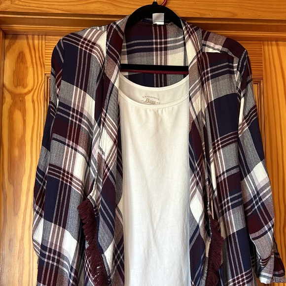 Venus navy white burgundy plaid soft light shirt, great fall layer - Picture 2 of 5